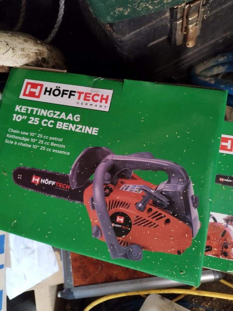 HöfFTECH Kettingzaag 10" 25 CC Benzine - Nieuw in Doos, 70 mm of meer, Kettingzaag, Nieuw, Ophalen of Verzenden