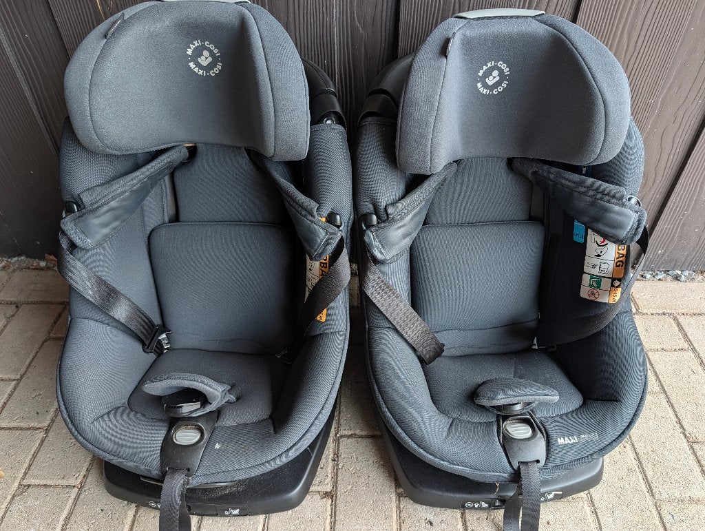 Maxi Cosi AxissFix (2 stuks), Ophalen, Verstelbare rugleuning, Gebruikt, 0 t/m 18 kg