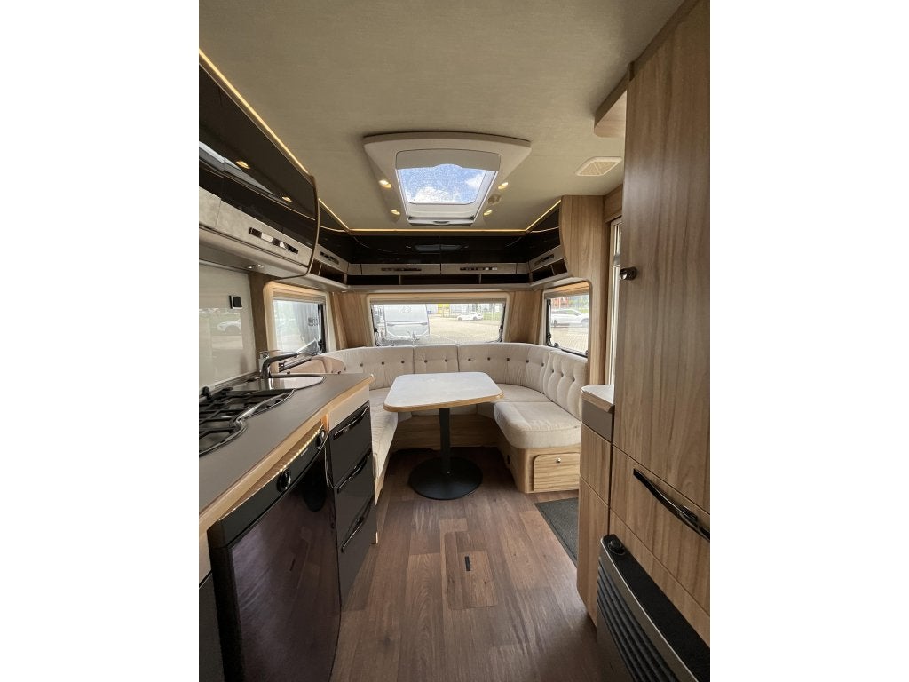Eriba Nova GL - 60 edition 465 NETJES-MOVER-LUIFEL, Caravans en Kamperen, Rondzit, Bedrijf, Eriba, 1250 - 1500 kg