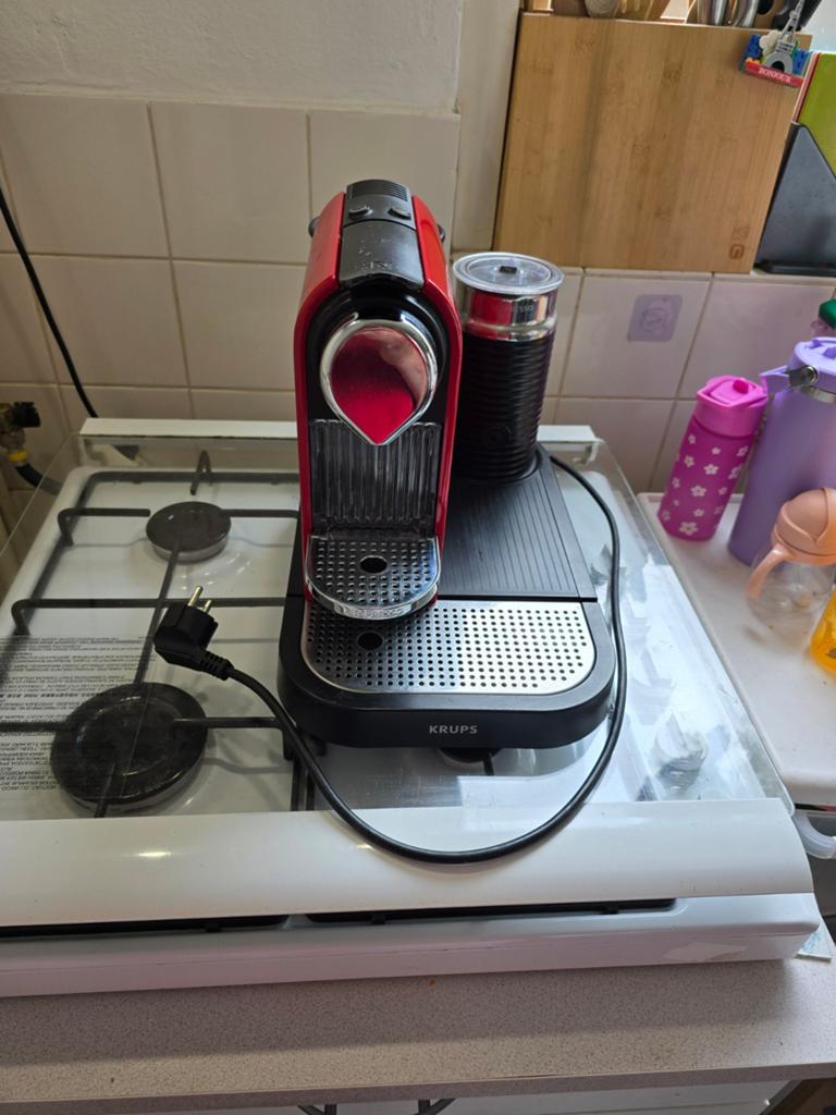 Nespresso krupz citiz and milk, Witgoed en Apparatuur, Ophalen, Gebruikt, Overige modellen, Koffiepads en cups