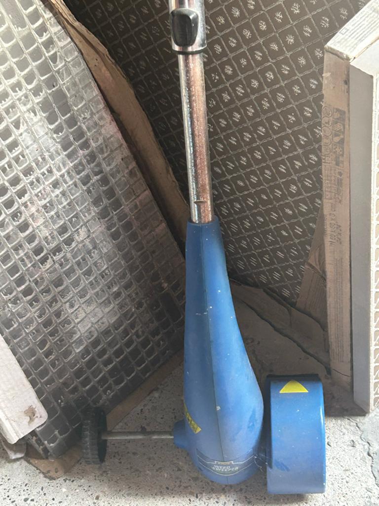 Elektrische Onkruidborstel - Weed Sweeper, Ophalen, Gebruikt, Minder dan 10 cm, Elektrisch