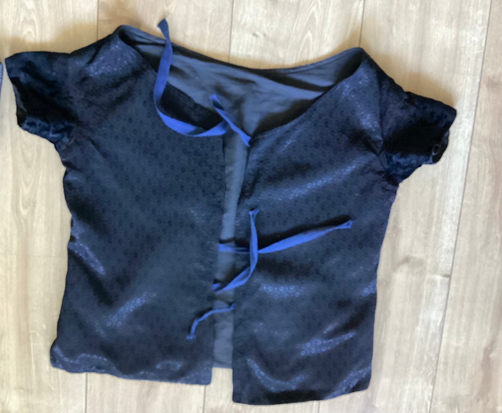 Antiek jakje, en velours omslagdoeken Zeeuwsche Klederdracht, Ophalen of Verzenden, Dames