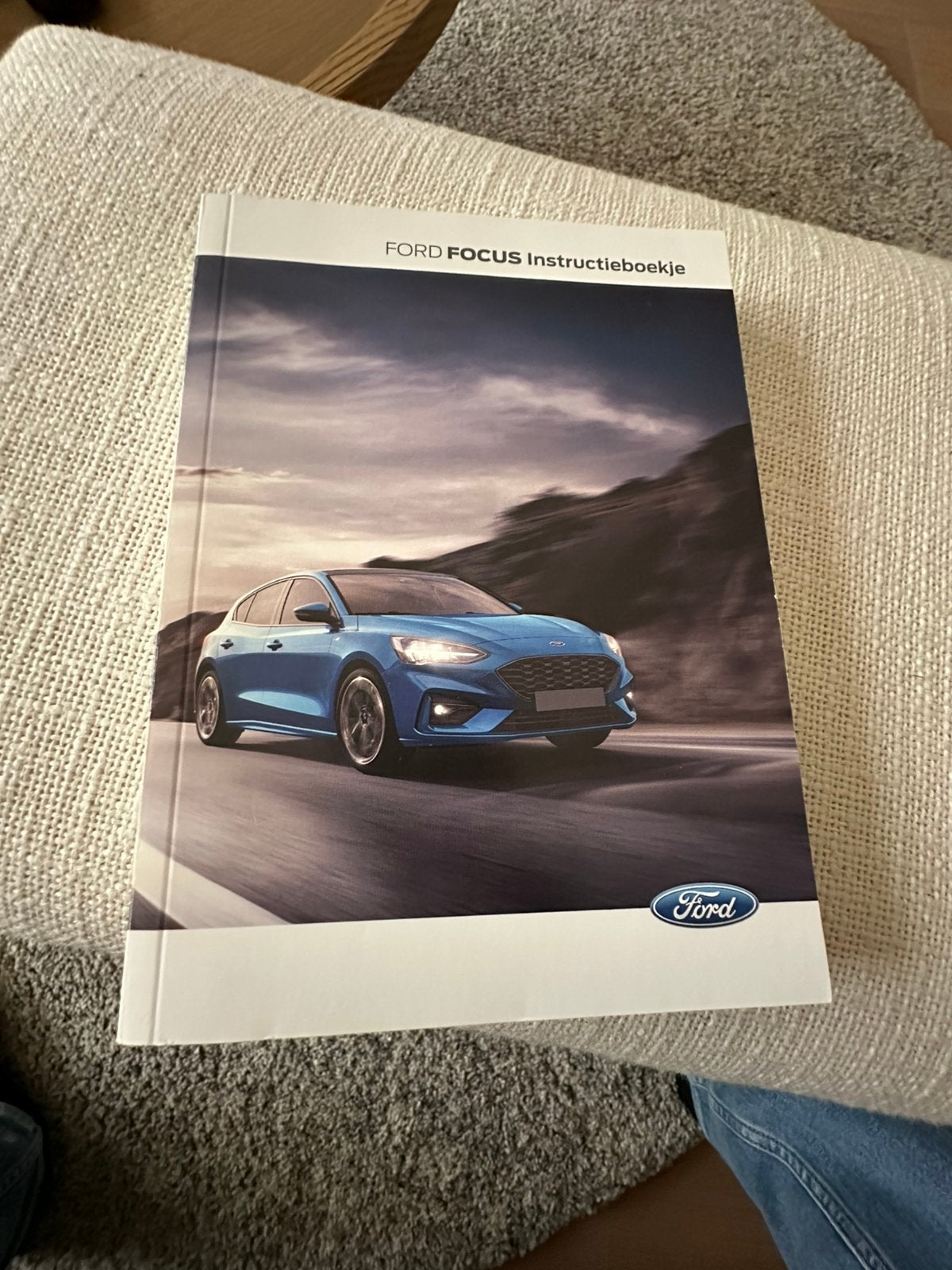 Ford focus mk4 instructieboekje, Ophalen