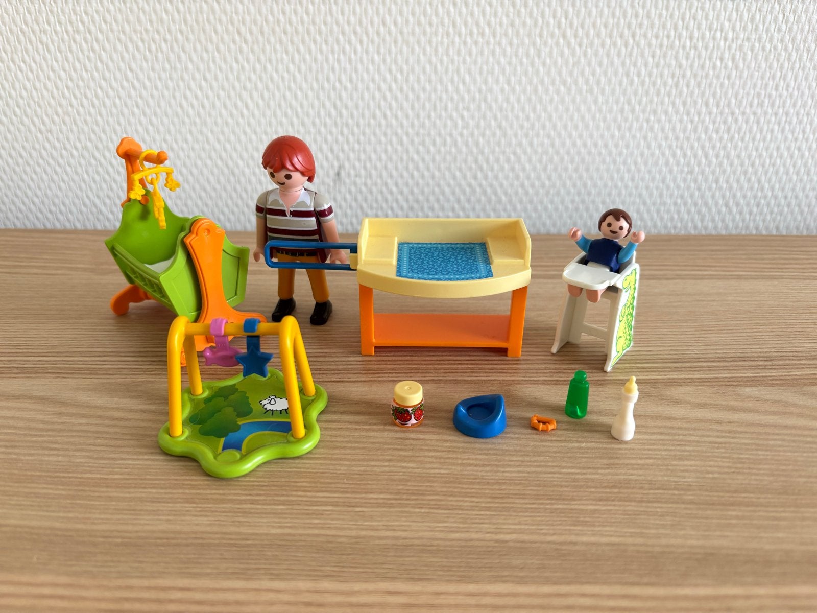 Playmobil babykamer set met figuren en accessoires, Ophalen of Verzenden, Zo goed als nieuw, City life, Overige typen