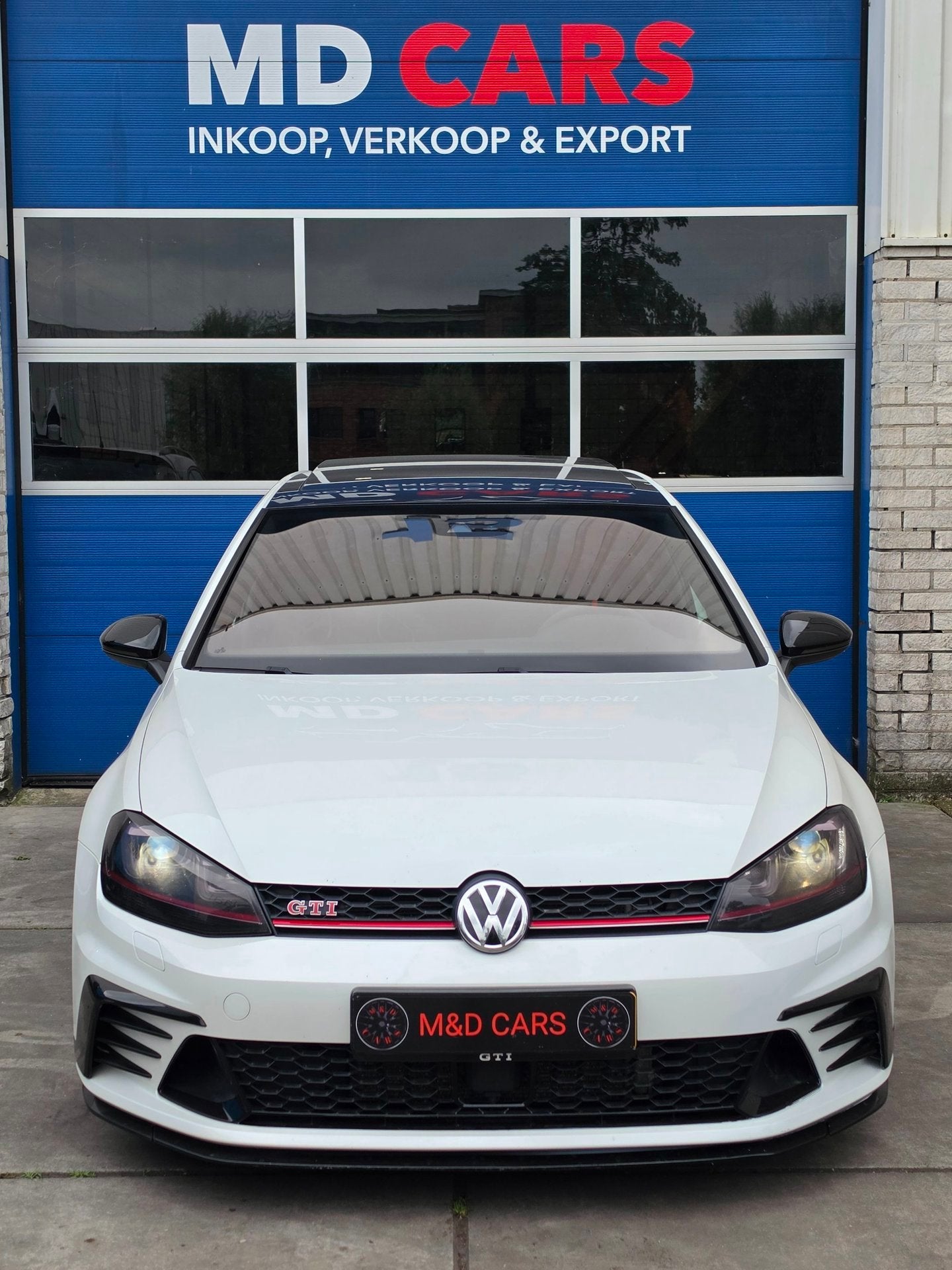Volkswagen Golf 2.0 TSI GTI Clubsport PANO/NAVI/KUIP STOELEN, Auto's, Volkswagen, Gebruikt, 4 cilinders, Wit, 14 km/l