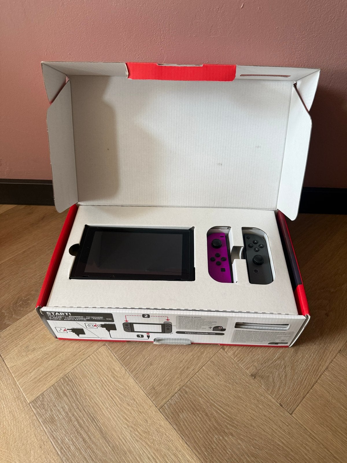 Nintendo Switch V2 (2020) Complete set., Spelcomputers en Games, Spelcomputers | Nintendo Switch, Ophalen of Verzenden, Zo goed als nieuw