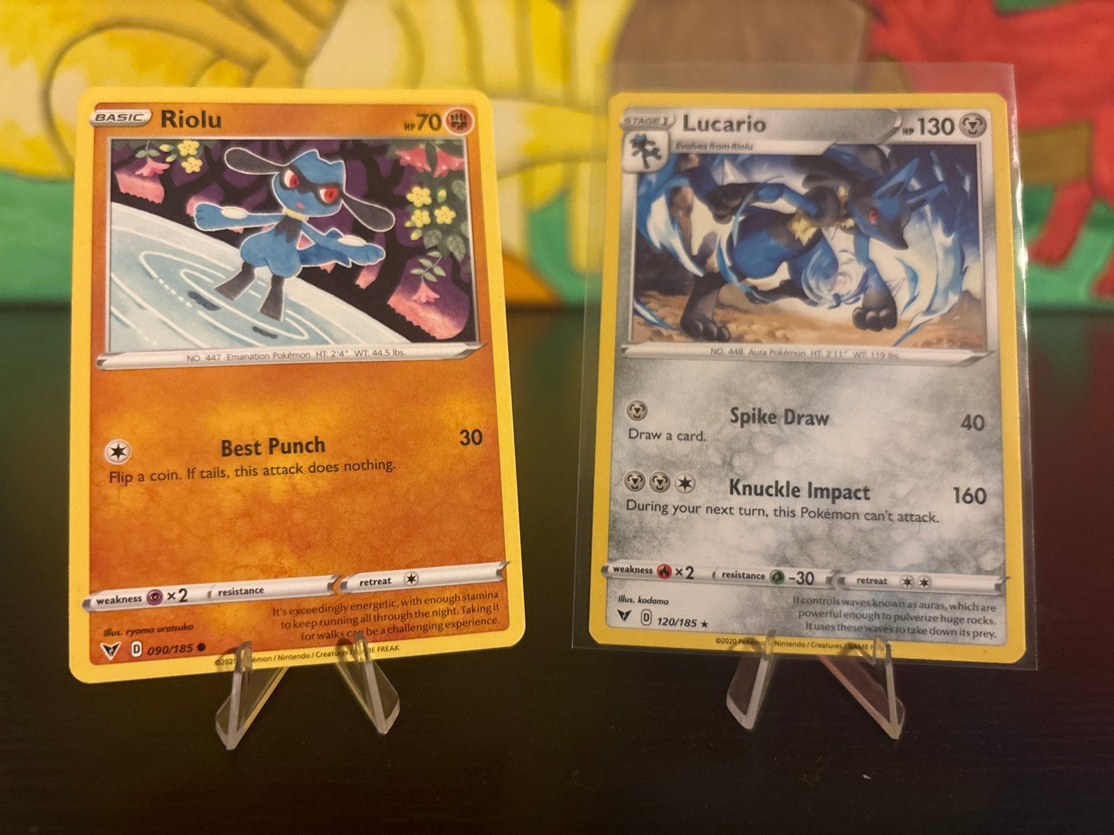 Vivid Voltage Pokémon kaarten: Riolu en Lucario, Ophalen of Verzenden, Zo goed als nieuw, Meerdere kaarten