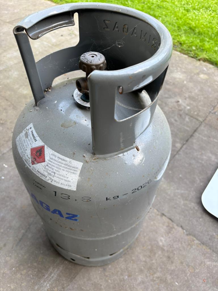 Grijze gasfles 10.5 kg, VOL, Ophalen of Verzenden, Zo goed als nieuw