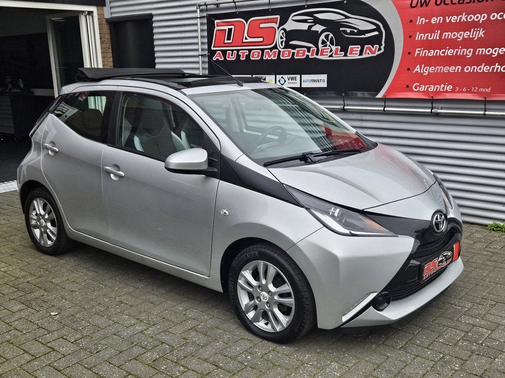 Toyota Aygo 1.0 VVT-i x-play CABRIOLET * AIRCO-ELECTR.RAMEN-, Auto's, Voorwielaandrijving, Euro 5, Stof, Gebruikt