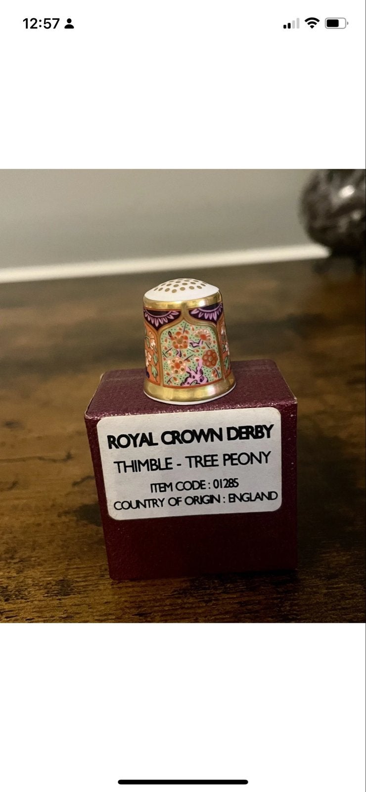 Royal Crown Derby Vingerhoedje - Tree Peony, Ophalen of Verzenden, Zo goed als nieuw