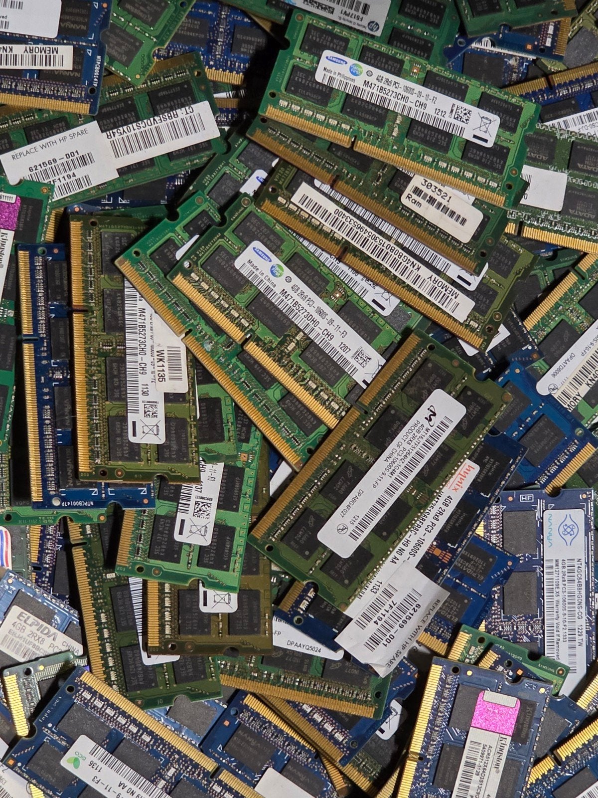 Verschillende merken 4gb laptop ram geheugen 10600s pc3 ddr3, Computers en Software, Gebruikt, ., DDR3, Ophalen of Verzenden