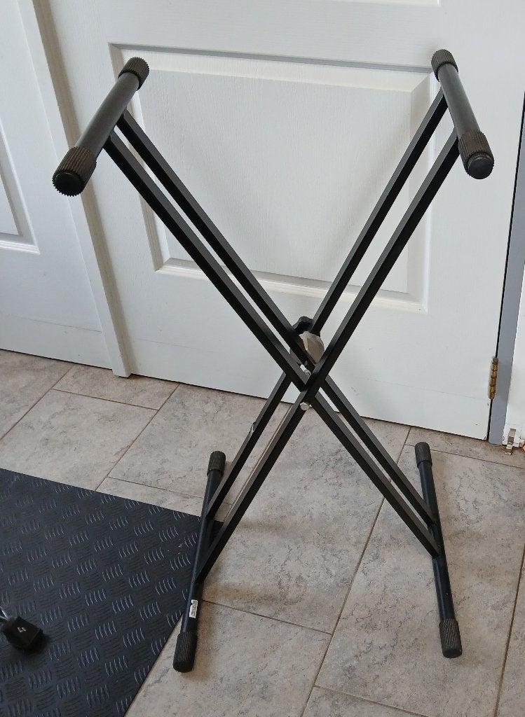 Keyboard stand keyboardstandaard Gewa stevig opvouwbaar, Ophalen, Zo goed als nieuw, Instrumentstandaard, Keyboard of Synthesizer
