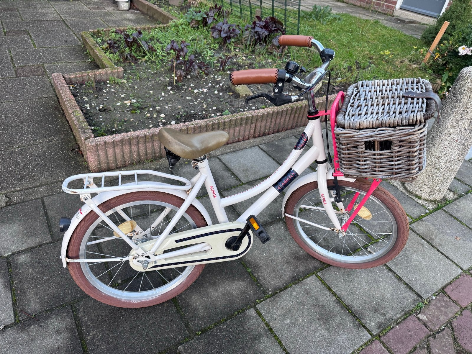 Alpina Cargo 18 inch kinderfiets met mand, Ophalen of Verzenden, Gebruikt, Velgrem, 16 tot 20 inch