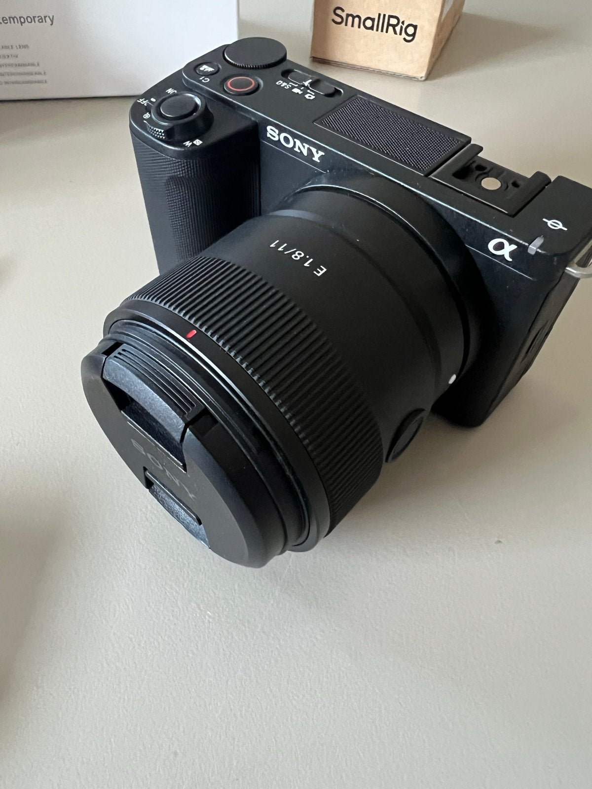 ZGAN Sony ZV-E10 II met Sony E 11mm F1.8, smallrig, Filters, Ophalen, Kantelbaar/draaibaar scherm, Zo goed als nieuw, Accu