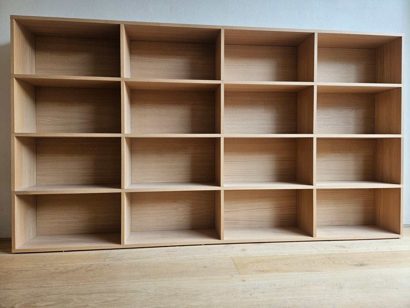 Tylko boekenkast, Ophalen, 100 tot 150 cm, Zo goed als nieuw, 200 cm of meer