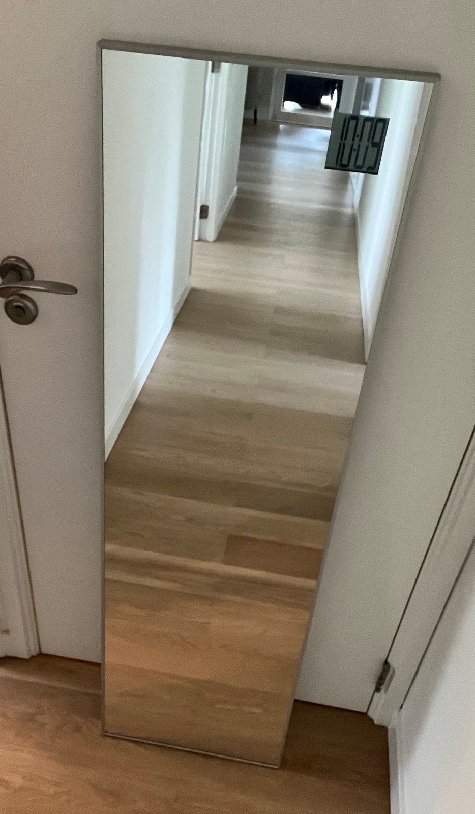 Spiegel met digitaal klokje, Ophalen, Minder dan 50 cm, Gebruikt, 100 tot 150 cm