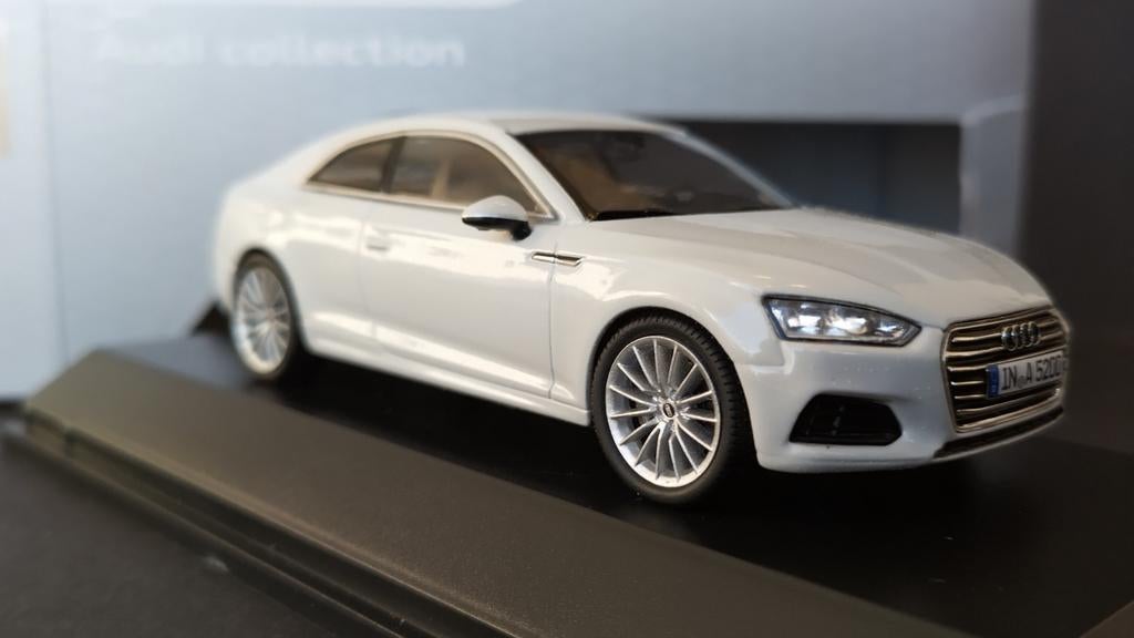 Audi A5 Coupe b9 White 1;43 Spark Audi Collection Pol, Overige merken, Auto, Verzenden, .