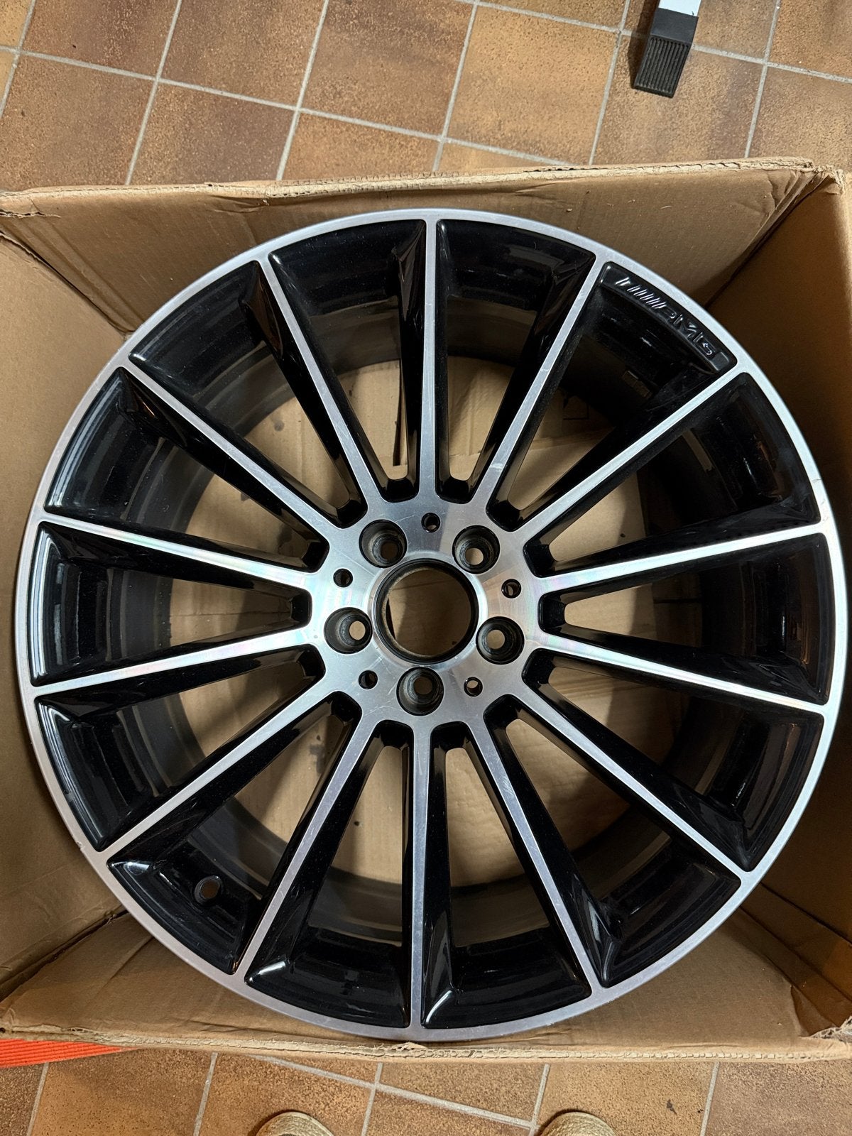 Mercedes velg 20 inch - kleine schade binnenkant, Ophalen, Gebruikt, Velg(en), 20 inch