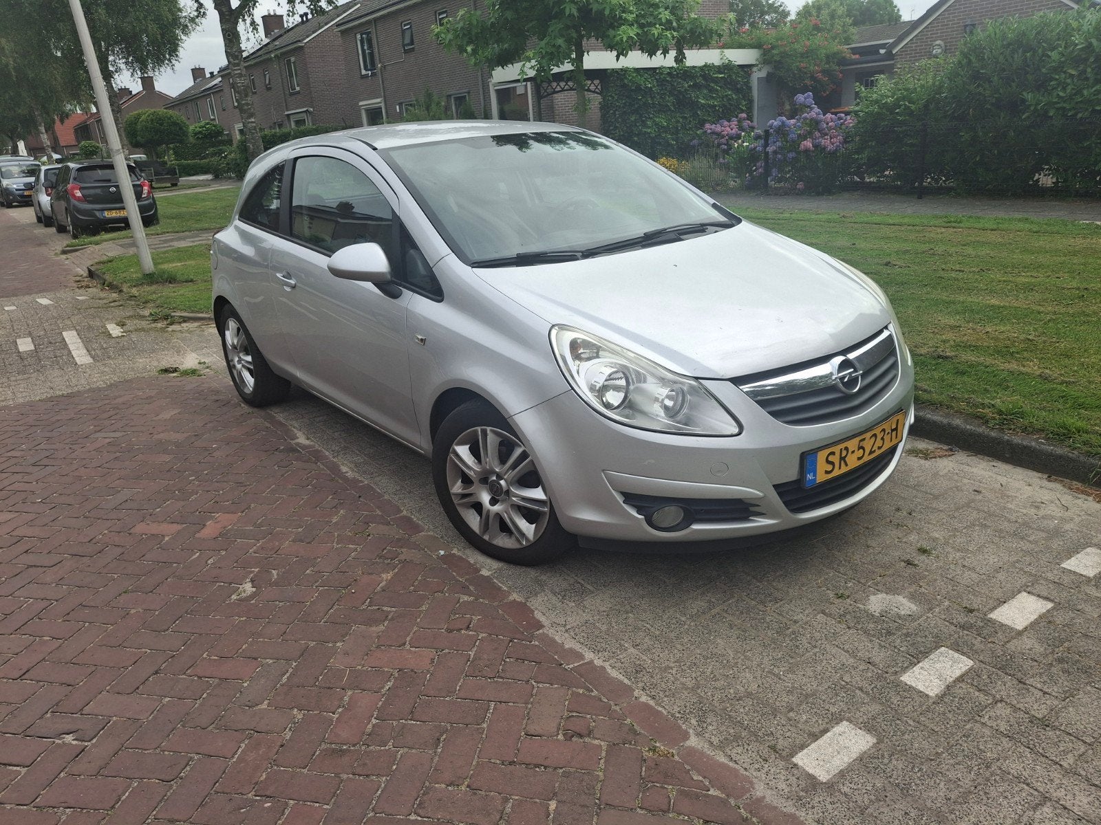 Opel Corsa 1.2 16V 3D Easytronic 2010 Grijs, Auto's, Opel, Particulier, Corsa, Benzine, A, Hatchback, Automaat, Geïmporteerd, Zilver of Grijs