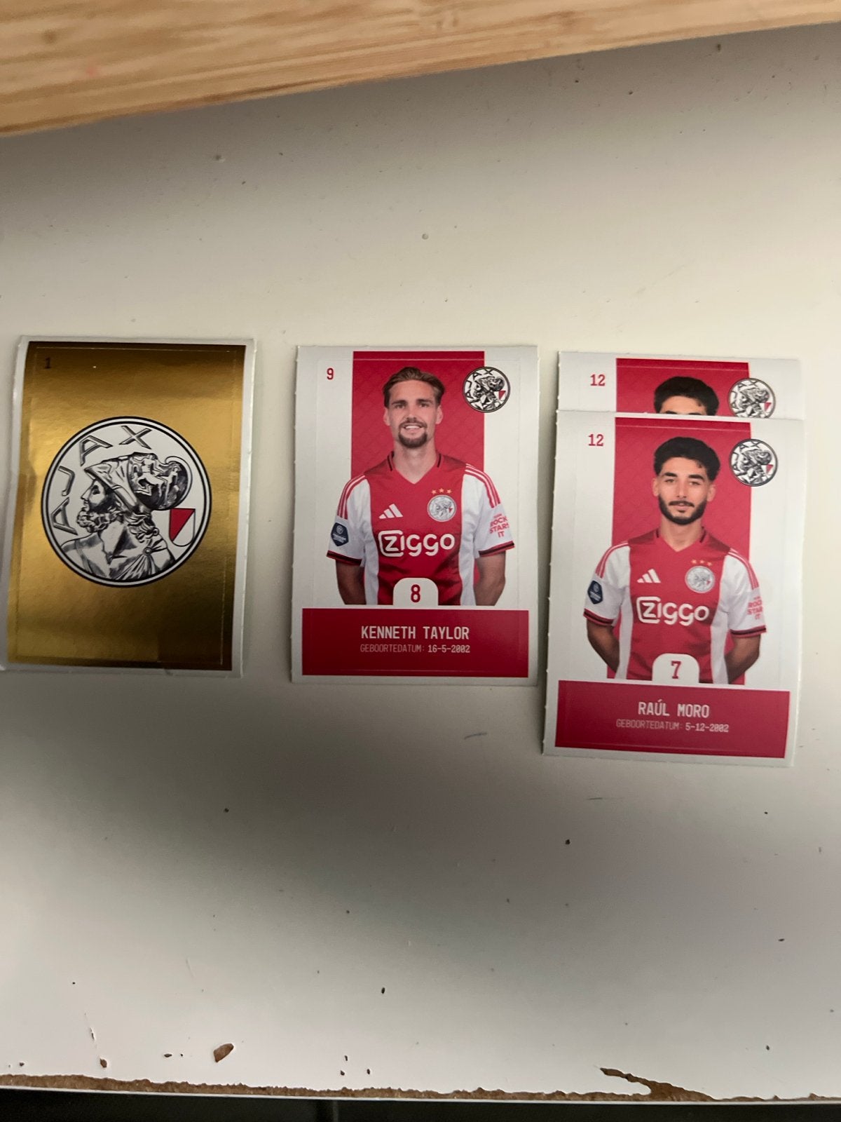 Ajax plus 2026 Spelerskaarten Kenneth Taylor en Raúl Moro, Verzenden, Zo goed als nieuw, Ajax, Spelerskaart