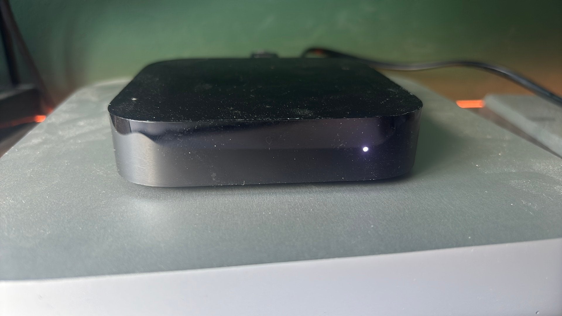 Apple tv a1427 3e generatie met afstandsbediening, Overige merken, 50 Hz, Ophalen of Verzenden, Zo goed als nieuw