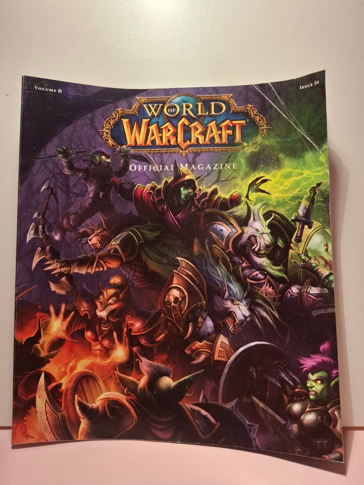 World of Warcraft Official Magazine - Volume 01 Issue 04, Ophalen of Verzenden, Zo goed als nieuw, Overige typen