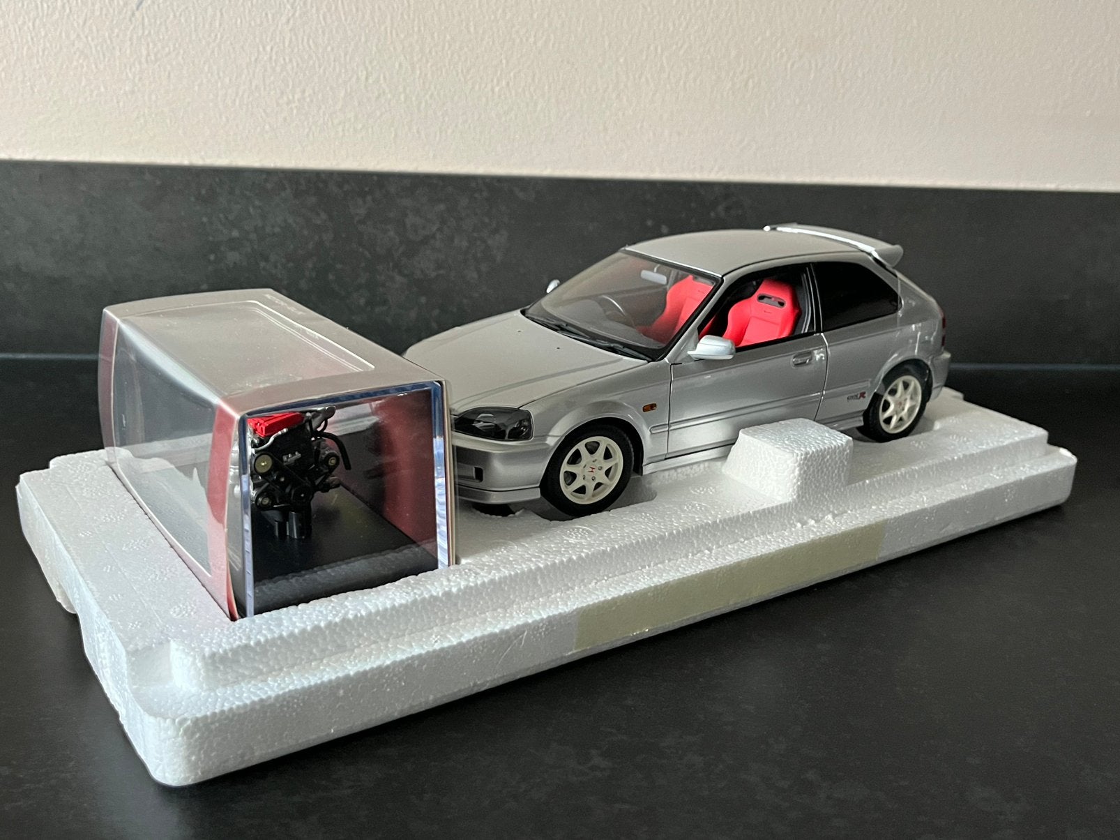 Honda Civic Type R (EK9) 1:18 Motorhelix Zilver, Ophalen of Verzenden, Nieuw, Auto, Overige merken