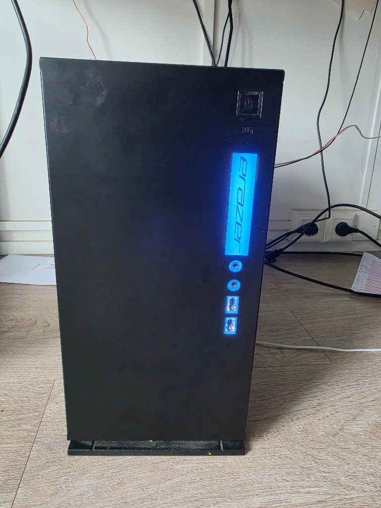 Medion Erazer engineer P10 gaming pc te koop, Ophalen, 2 tot 3 Ghz, Medion, Zo goed als nieuw