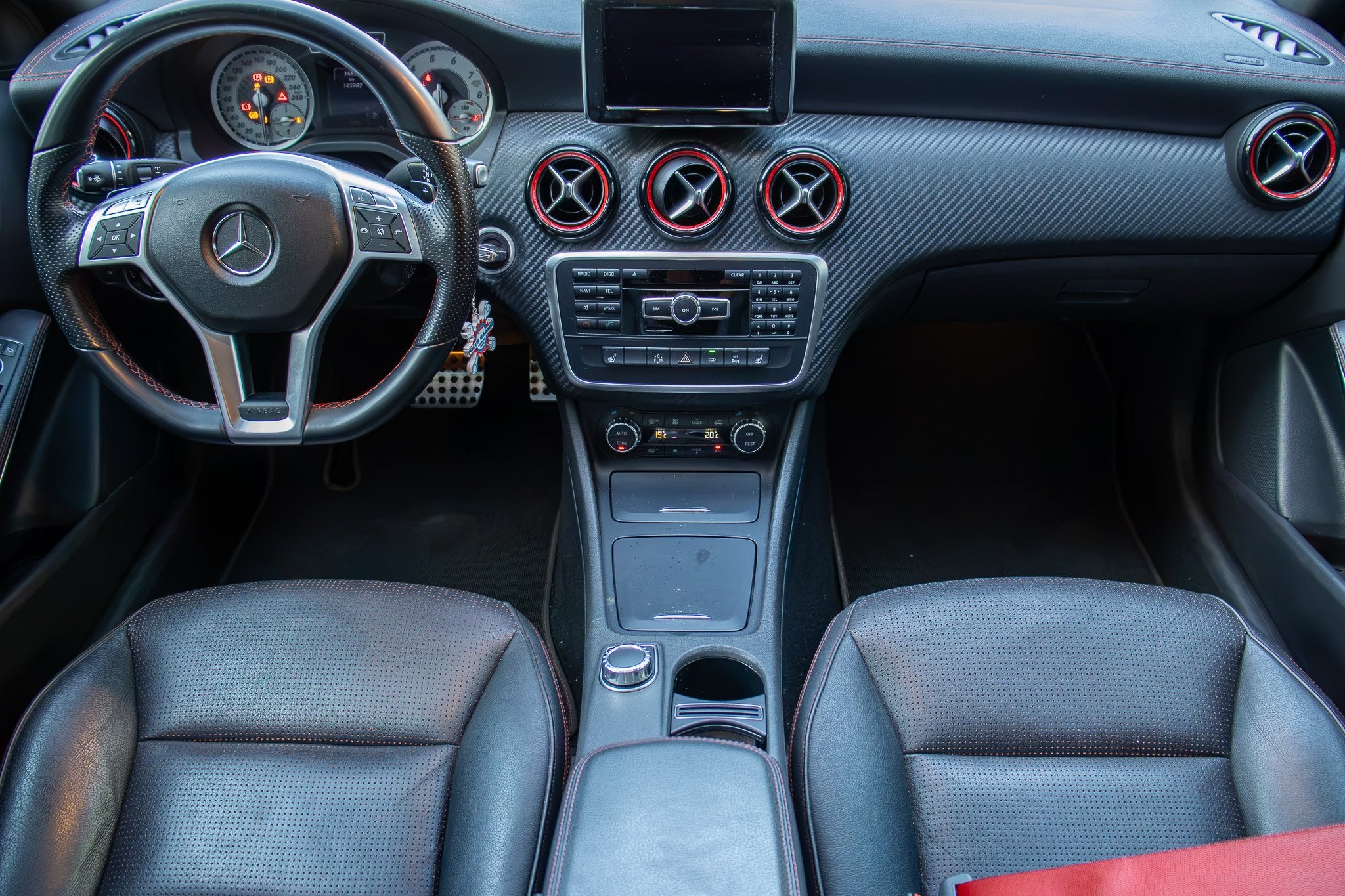Mercedes-Benz A-Klasse 250 Sport PDC Memory Stoelverw. Pano, Auto's, Automaat, 730 kg, Gebruikt, Euro 6