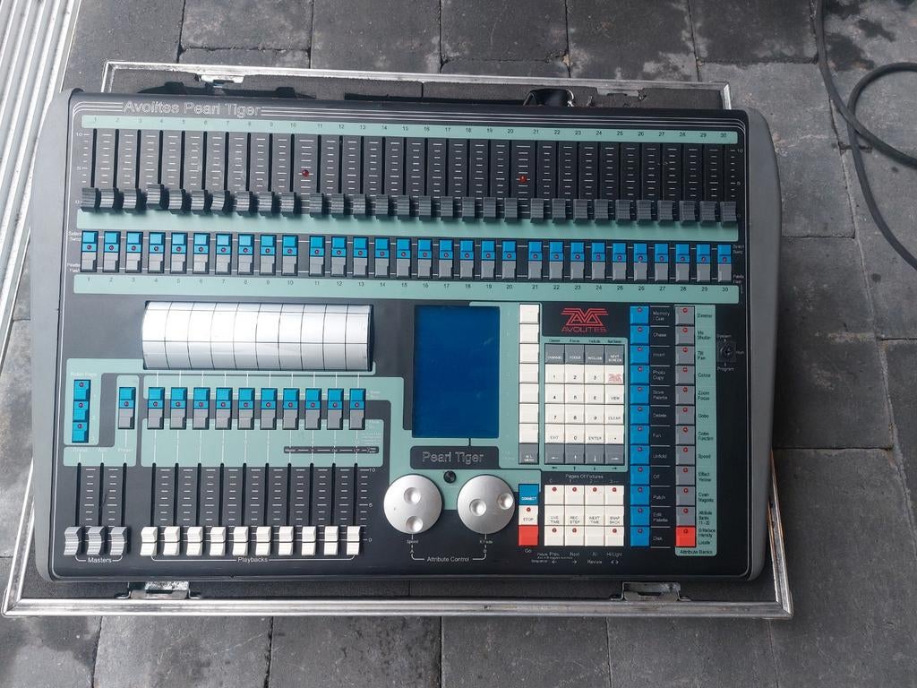 Avolites tiger Pearl, Ophalen