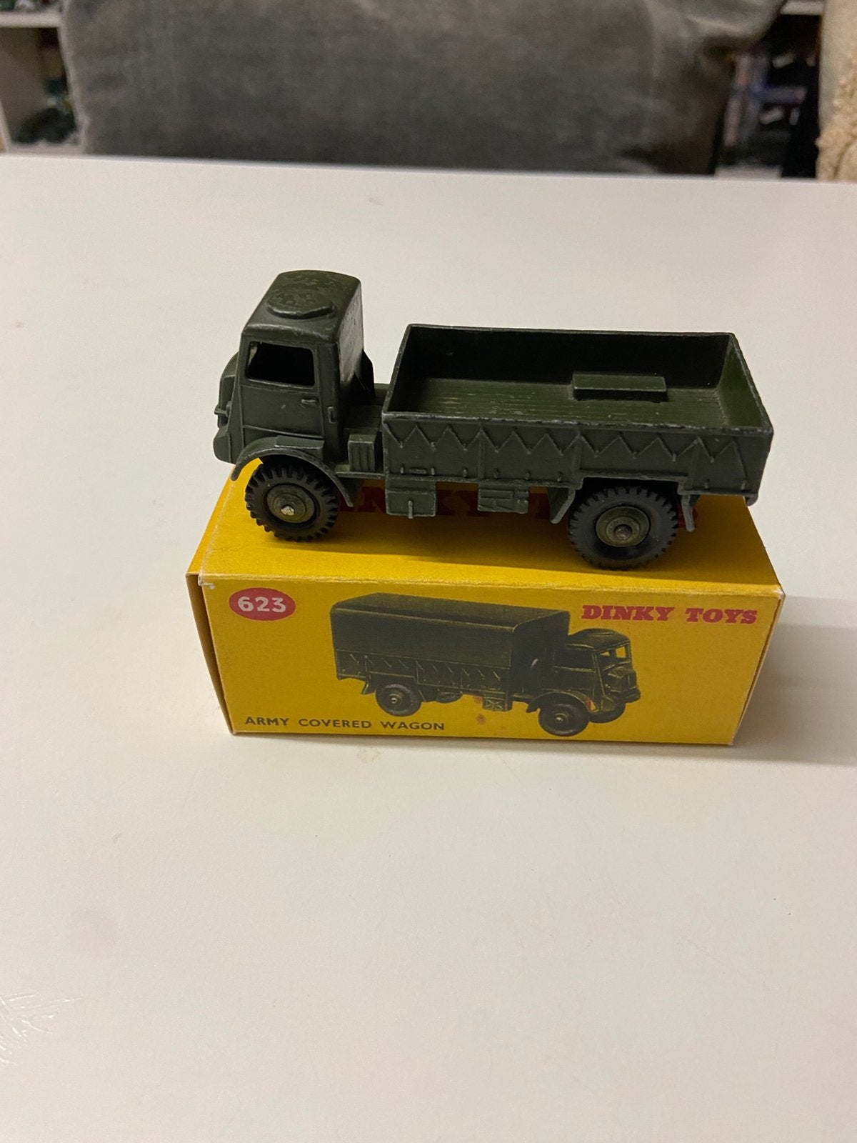 Dinky militair leger truck 623, Ophalen of Verzenden, Zo goed als nieuw, Bus of Vrachtwagen, Overige merken