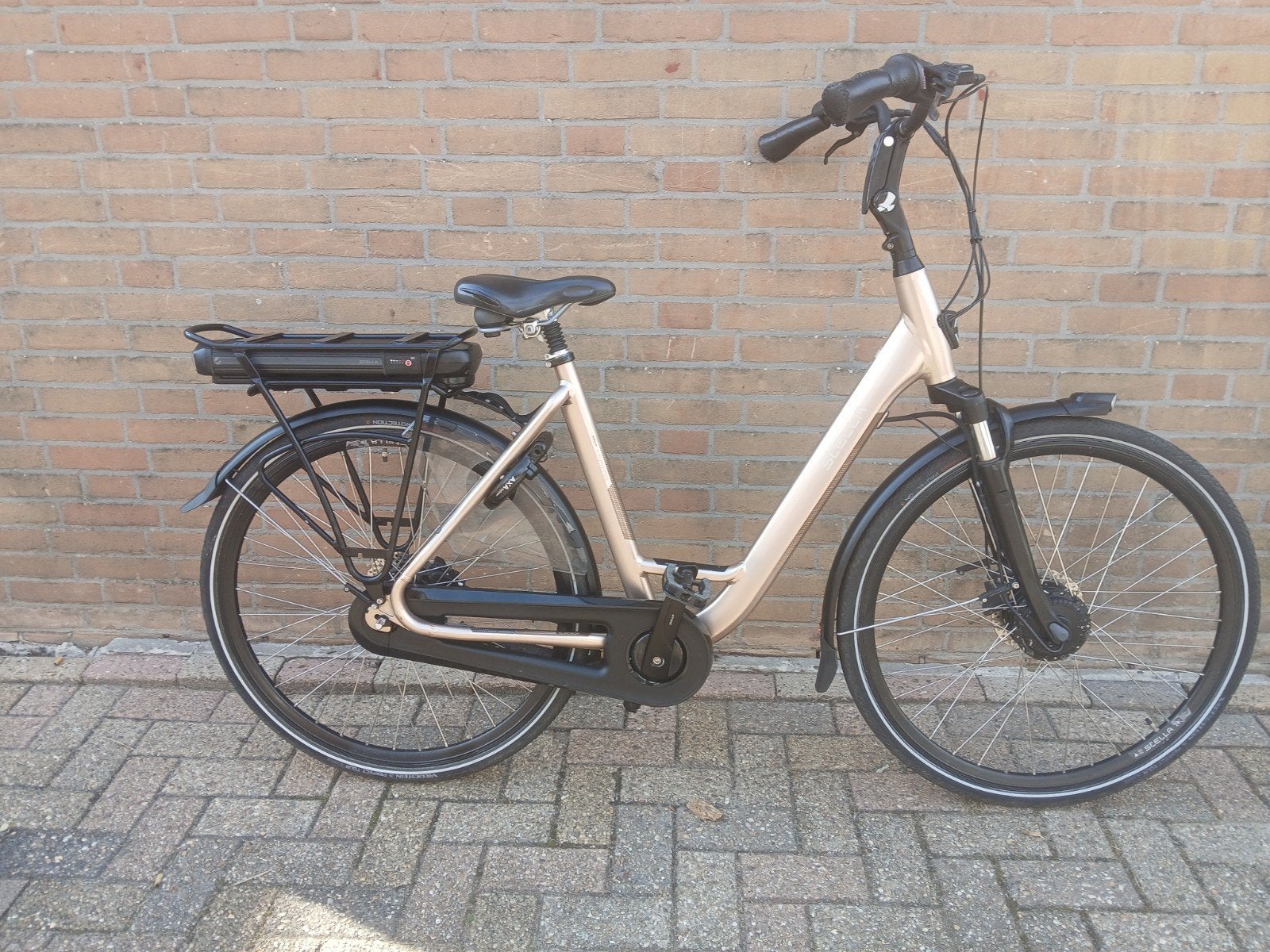 Stella Livorno elektrische damesfiets – zeer nette staat, 53 tot 56 cm, Versnellingen, Zo goed als nieuw, Ophalen