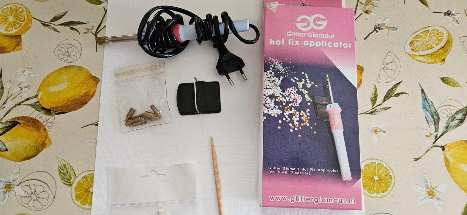 Hot fix applicator met 7 opzetstukjes en honderden steentjes, Hobby en Vrije tijd, Ophalen of Verzenden, Zo goed als nieuw, Applicator