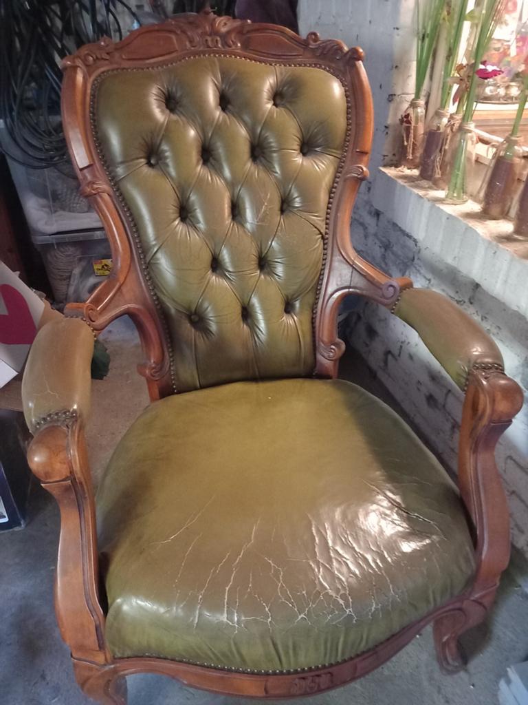 Mooie antieke fauteuil 10 euro, Ophalen of Verzenden