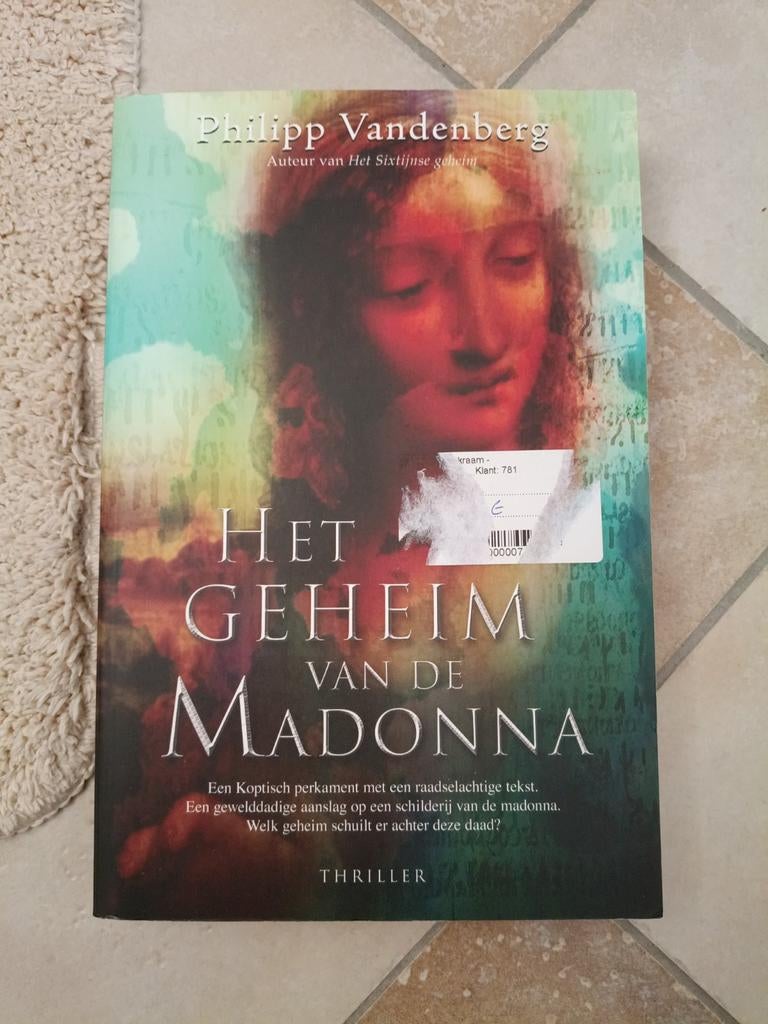Het Geheim van de Madonna - Philipp Vandenberg (Thriller), Boeken, Thrillers, Gelezen, Europa overig, Ophalen of Verzenden