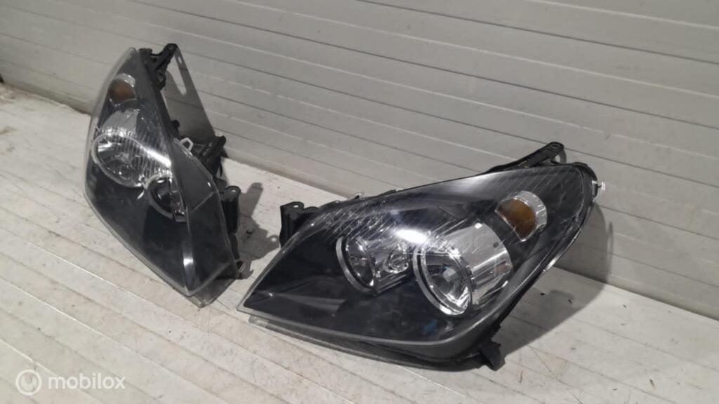 Koplamp Opel Astra H, Auto-onderdelen, Gebruikt, Ophalen of Verzenden
