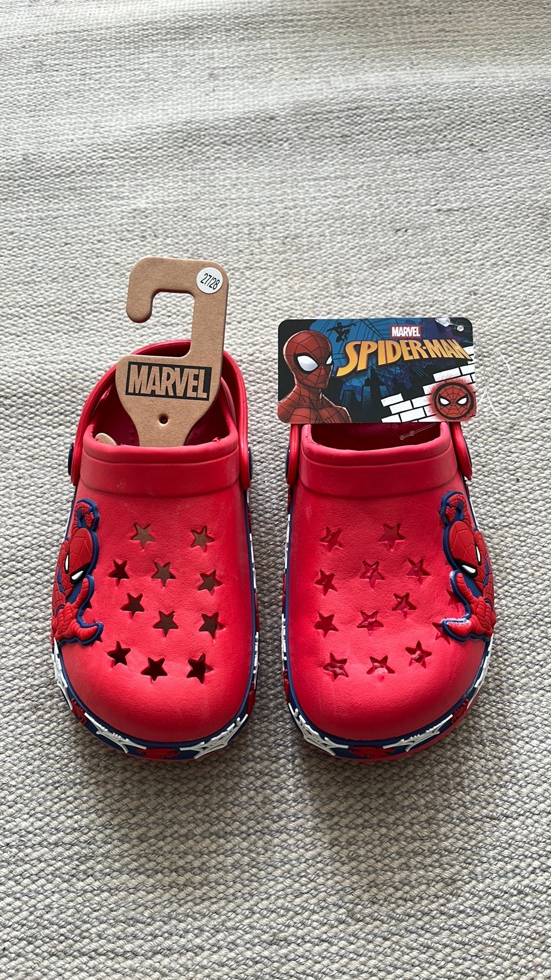 Spiderman crocs - nieuw!, Ophalen of Verzenden, Nieuw, Jongetje of Meisje, Schoentjes