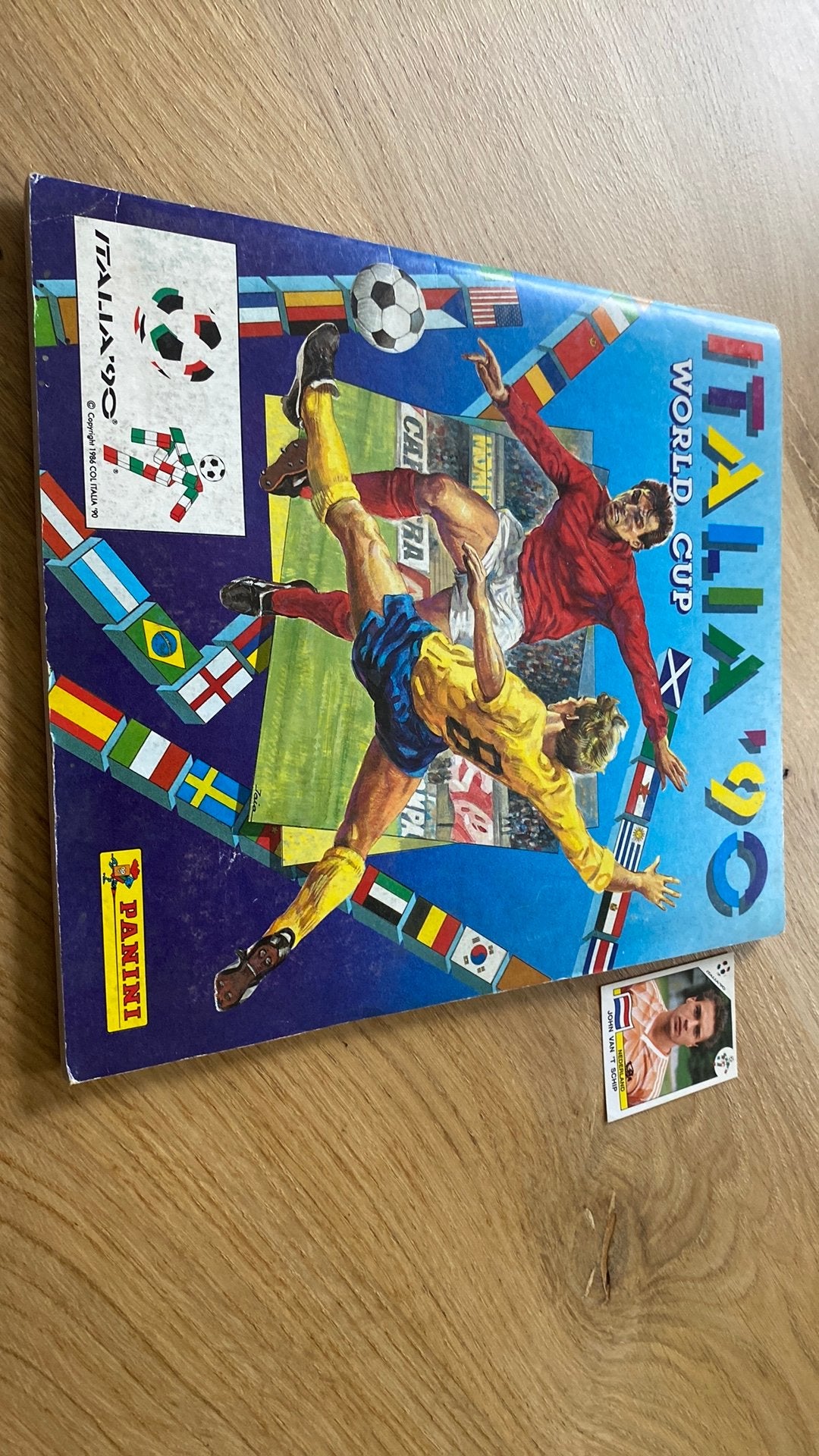 Panini wk 90 album met bestelbon en nog als nieuw, Verzamelen, Ophalen of Verzenden, Zo goed als nieuw, Buitenlandse clubs
