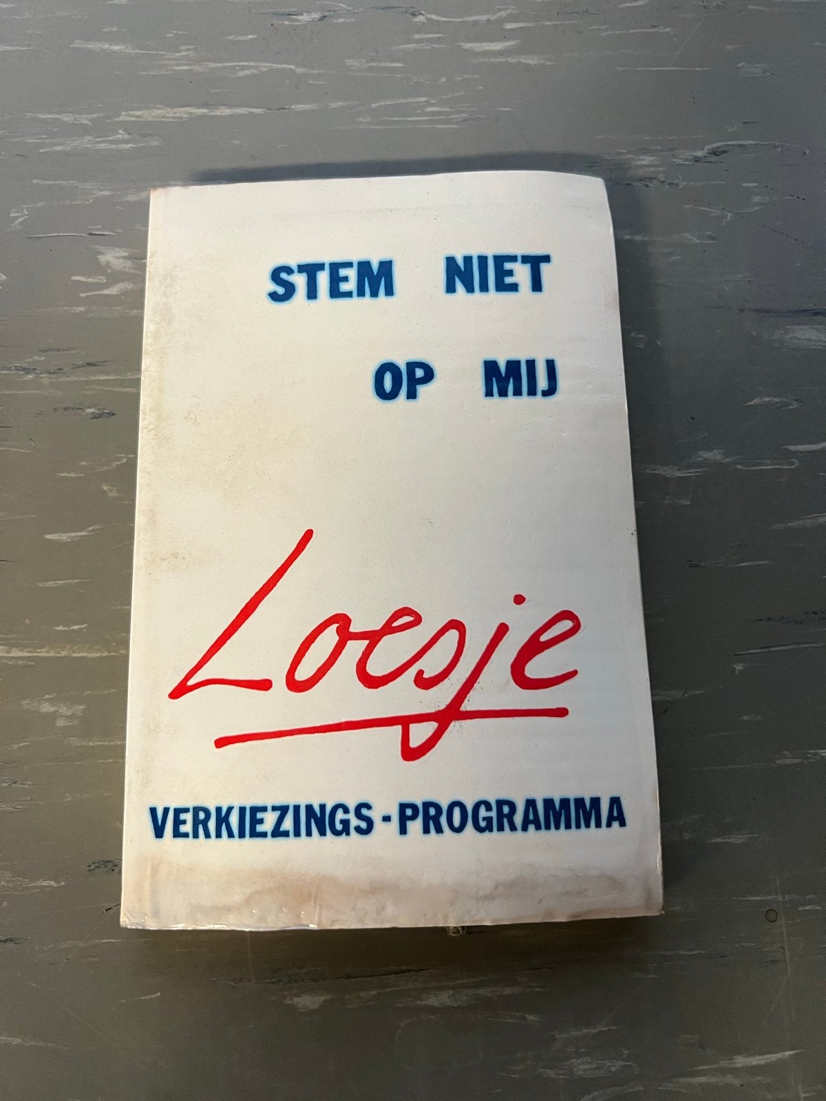 Loesje Verkiezingsprogramma - Stem niet op mij, Ophalen of Verzenden, Zo goed als nieuw, Politiek en Staatkunde, Nederland