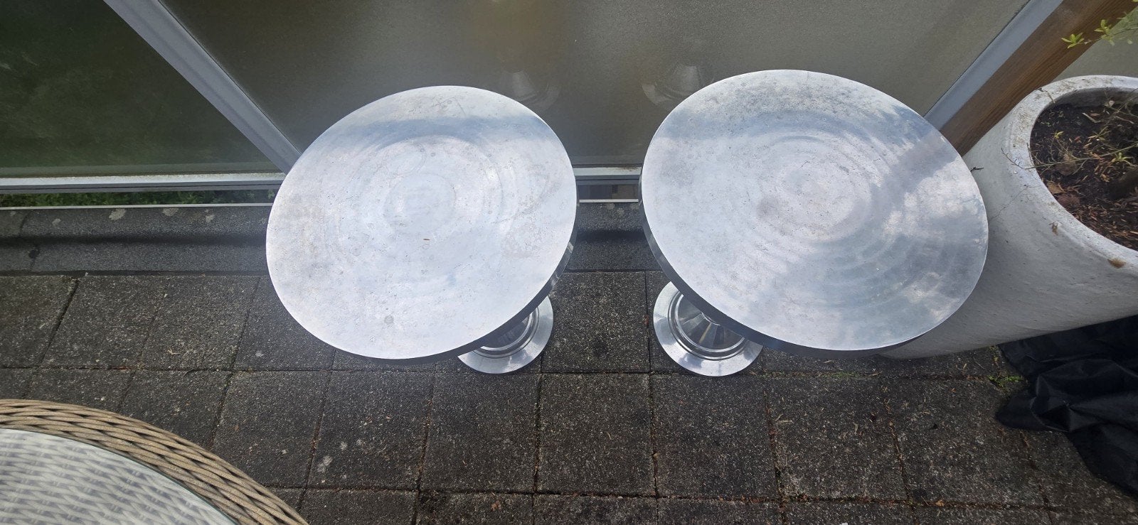 Set van 2 aluminium bijzettafels/krukken, Huis en Inrichting, Ophalen, Minder dan 55 cm, Gebruikt, Metaal of Aluminium