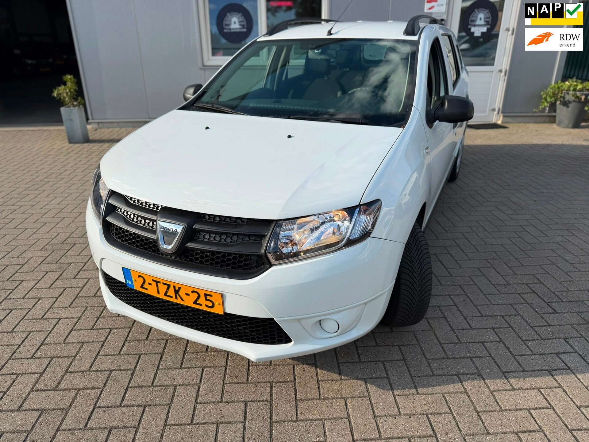 Dacia Logan MCV 0.9 TCe Ambiance, Auto's, Dacia, Voorwielaandrijving, Wit, Origineel Nederlands, Bedrijf