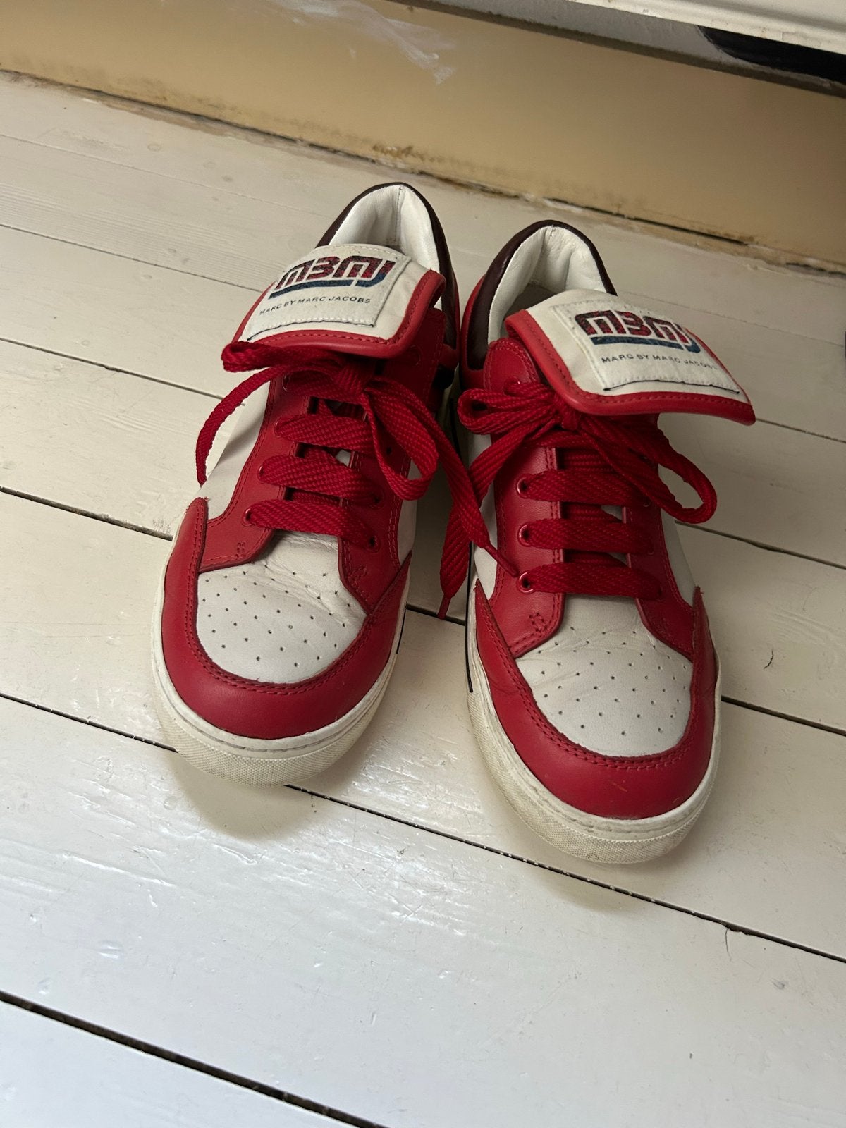 Marc by Marc Jacobs sneakers rood/wit - Maat 38, Ophalen of Verzenden, Gedragen, Rood, Sneakers of Gympen