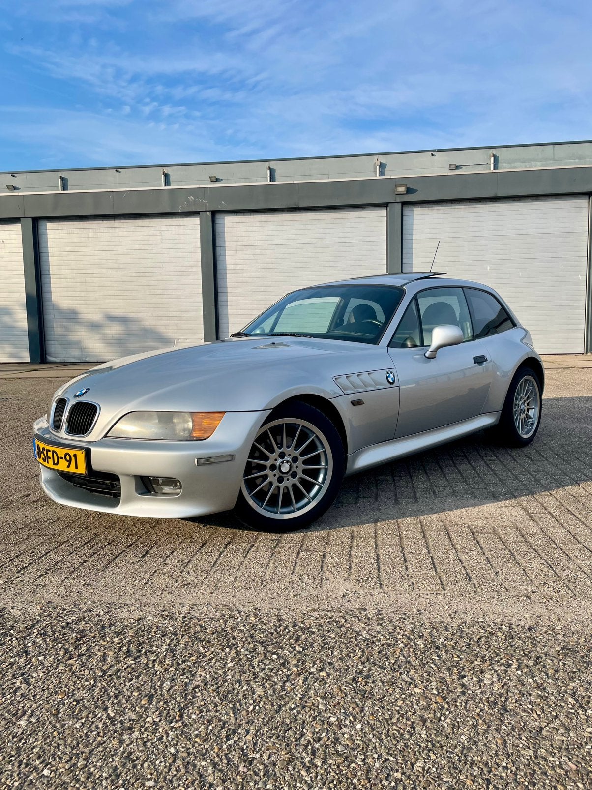 BMW Z3 2.8 COUPÉ 1999 / AUTOMAAT / PANO / YOUNGTIMER!!, Auto's, BMW, Achterwielaandrijving, Zwart, 1200 kg, 193 pk