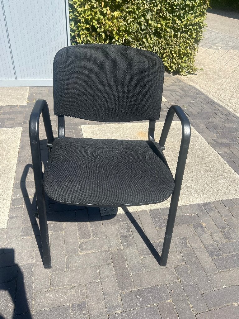 Diverse partijen vergaderstoelen stapelbaar, Ophalen, Gebruikt, Zwart, Eén