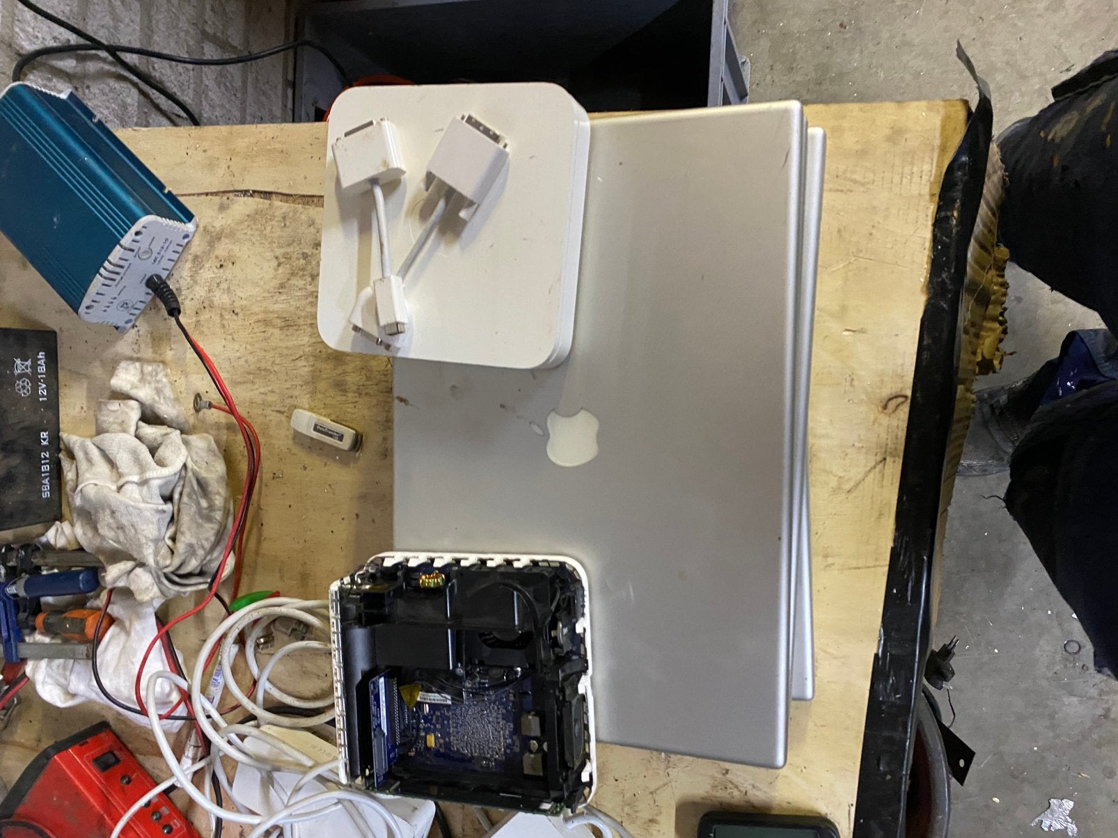 Partij Apple MacBook Pro 17 inch A1261 A1229 + AirPort, Gebruikt, Ophalen of Verzenden, A, A