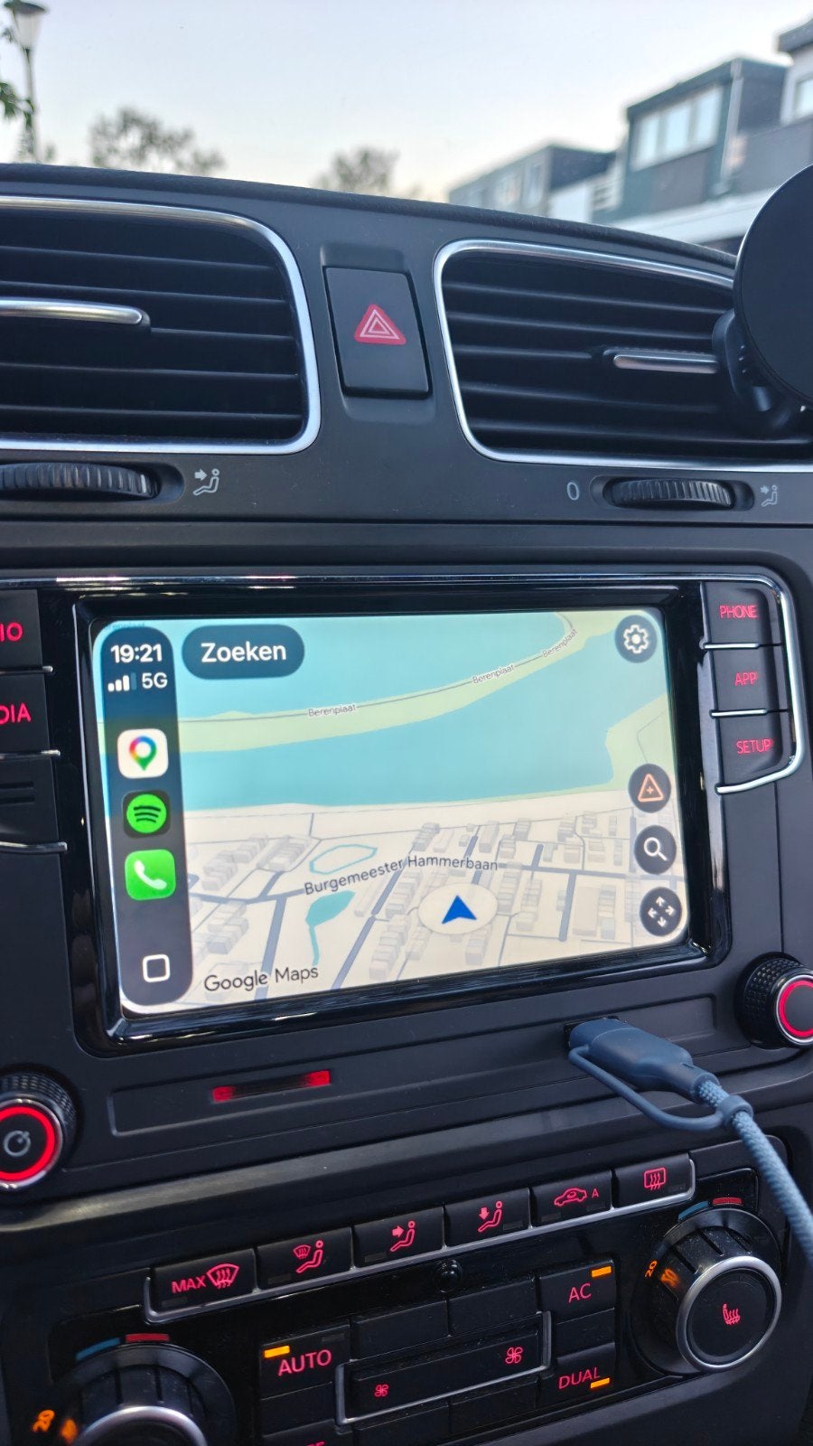 ​RCD 330 Autoradio met Apple CarPlay – Plug & Play (VW Golf, Ophalen of Verzenden, Zo goed als nieuw