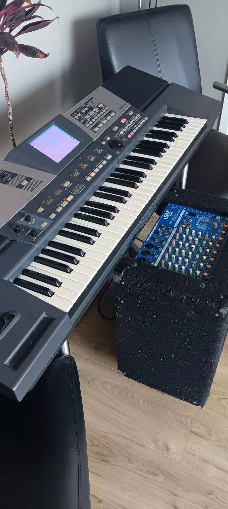 TOP PRIJS Roland VA-7 keyboard + Leem versterker KOOPJE!, Muziek en Instrumenten, Ophalen, Roland, Aanslaggevoelig, 61 toetsen