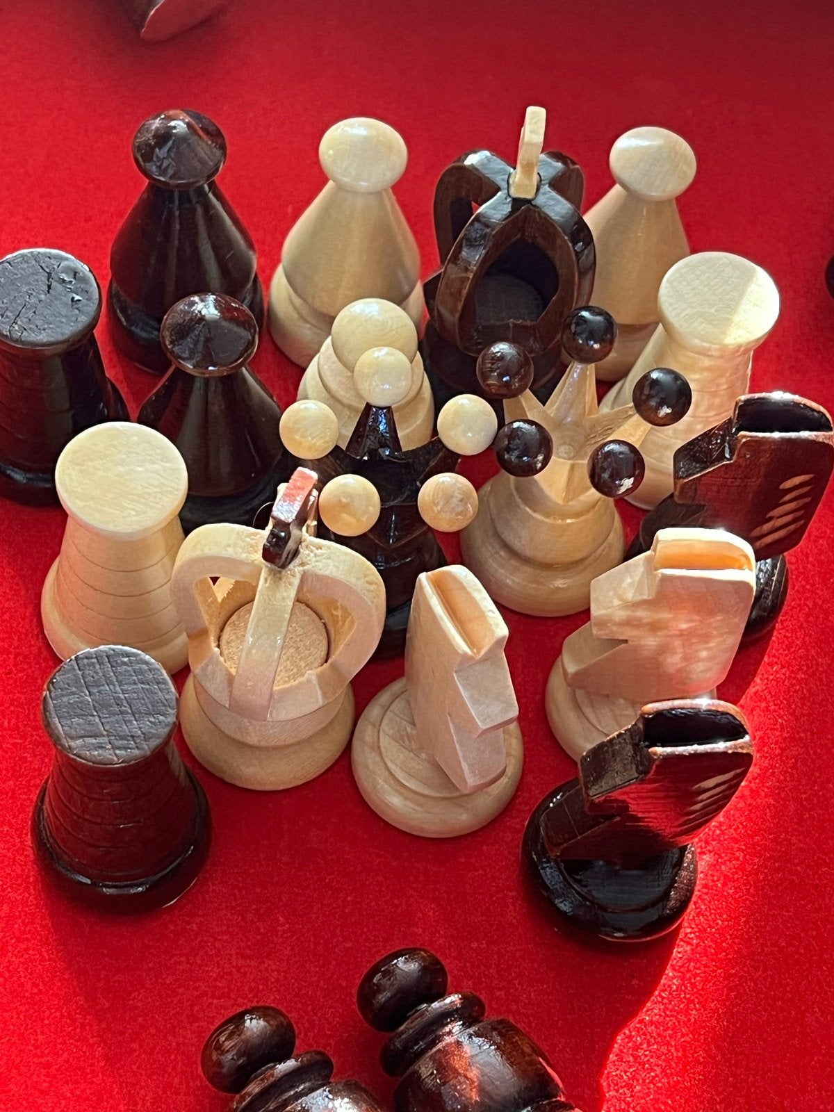 Vintage Houten Schaakspel met Opbergdoos en Schaakstukken, Een of twee spelers, Ophalen of Verzenden, Gebruikt, Reisspel