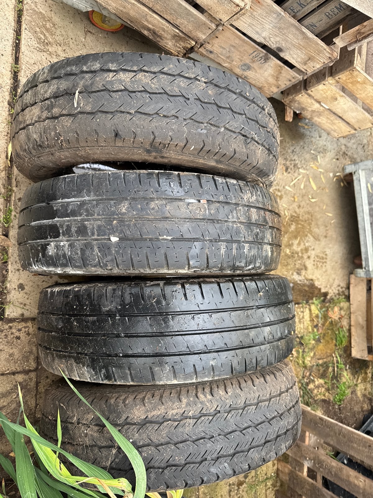 4 gebruikte autobanden 195/70 R15C (Michelin/Ovation), Auto-onderdelen, Ophalen, 15 inch, Winterbanden, Band(en)