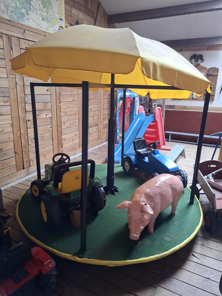 Kinder carrousel, Ophalen